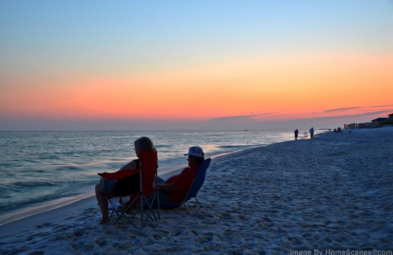 Beach sunset at Shoreline Towers.