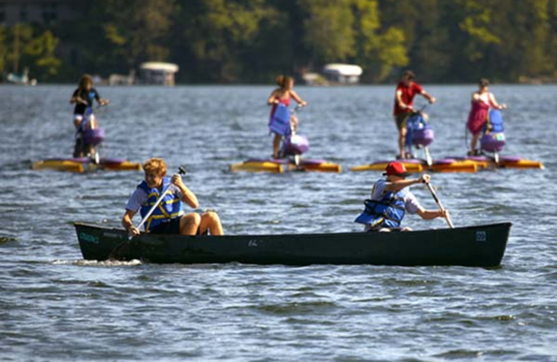 Canoe activities at Cragun's Resort.