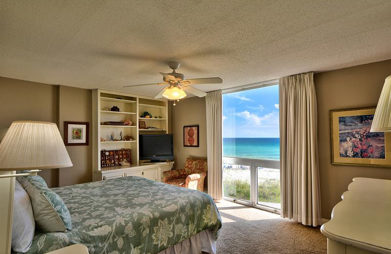 Rental bedroom at Shoreline Towers.