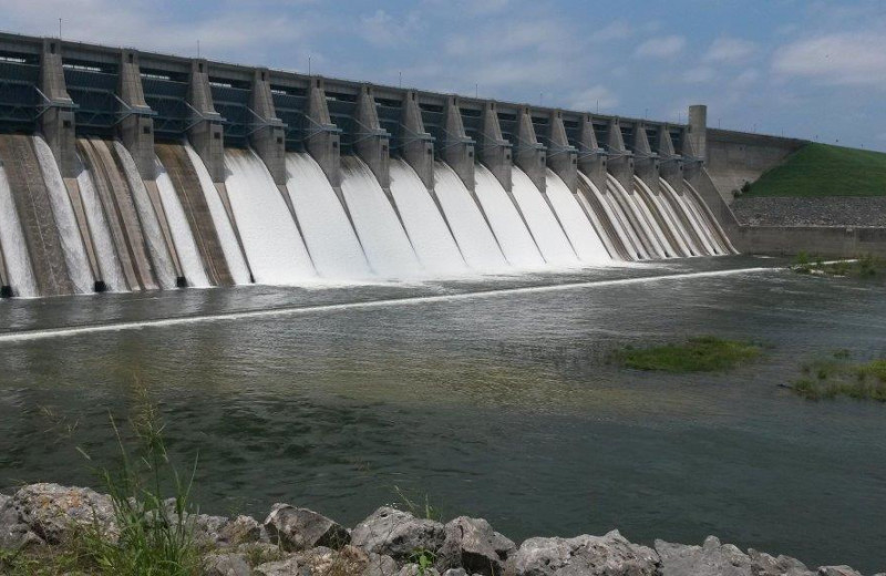 Dam near Cliffview Resort.