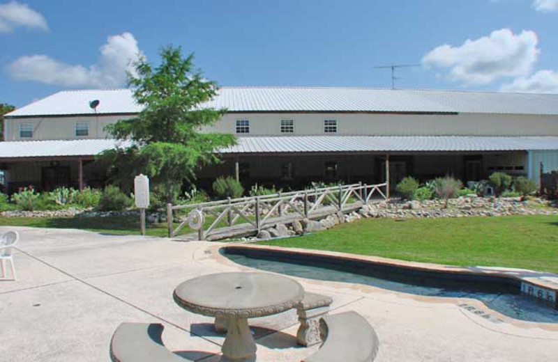 Exterior View of Hill Country Resort