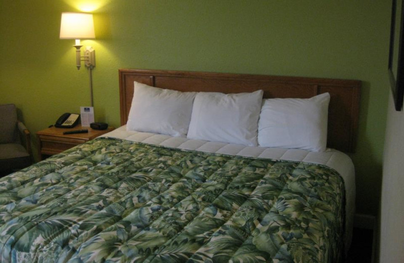 Guest room at Outer Banks Inn.