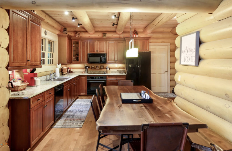 Guest kitchen at Hawk's Eye Golf Resort.