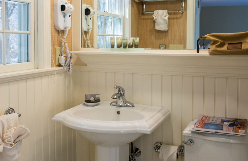 Guest bathroom at The Meadowmere Resort.