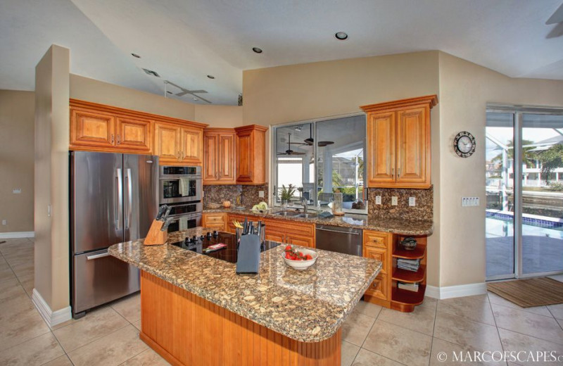 Rental kitchen at Marco Escapes.