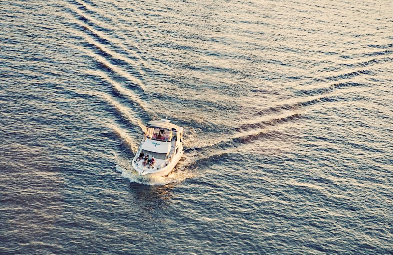 Boating at The Lodge of Four Seasons.