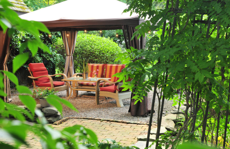 Patio at 1795 Acorn Inn Bed and Breakfast.