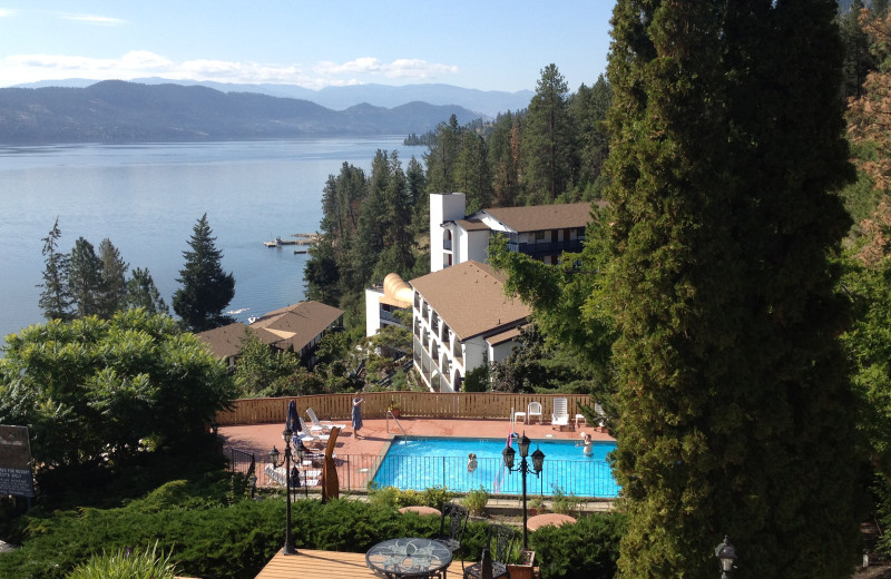 Exterior view of Lake Okanagan Resort