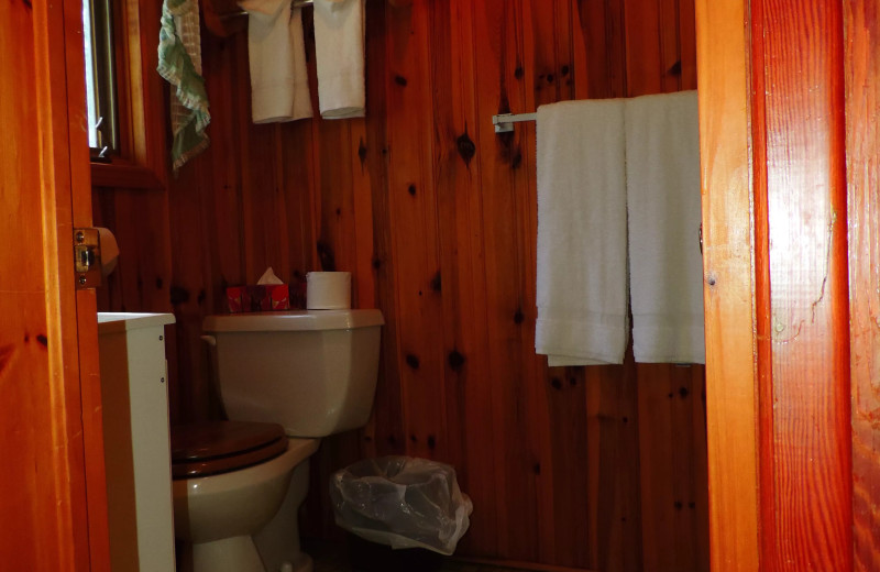 Guest bathroom at The Baldwins Resort.