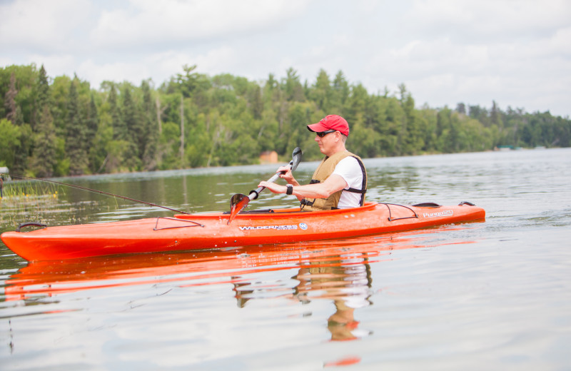 Half Moon Trail Resort has paddle boards, hydro bikes, kayaks, canoes, and a paddle boat to use free of charge while staying at the resort. 