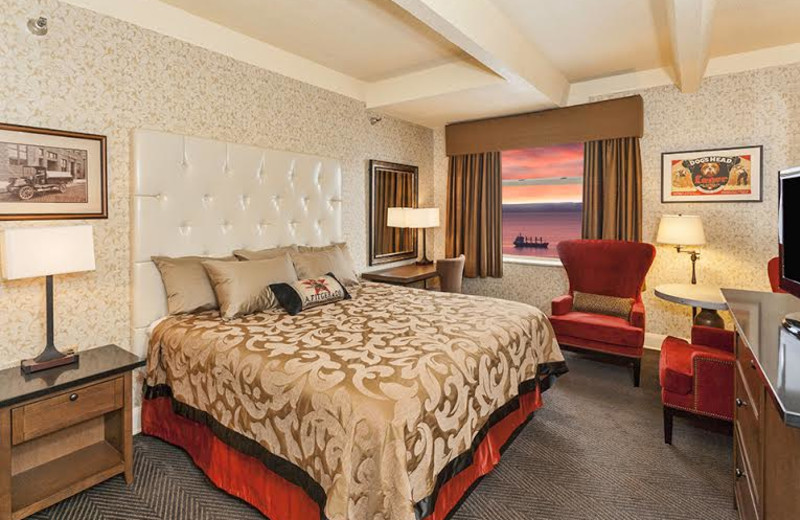Guest room at Fitger's Inn.
