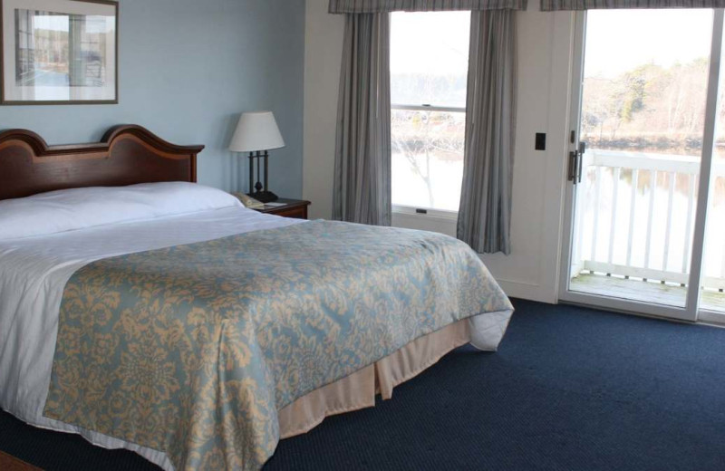 Guest room at Sebasco Harbor Resort.
