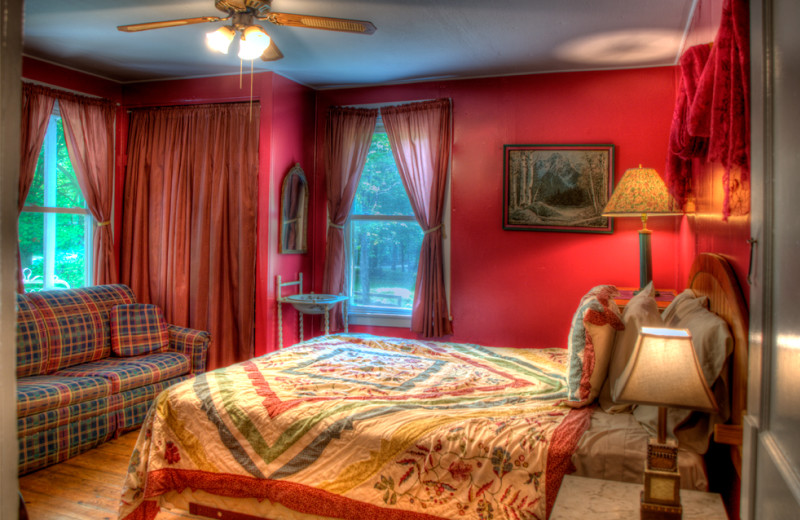 Rental bedroom at Hidden Creek Cabins.