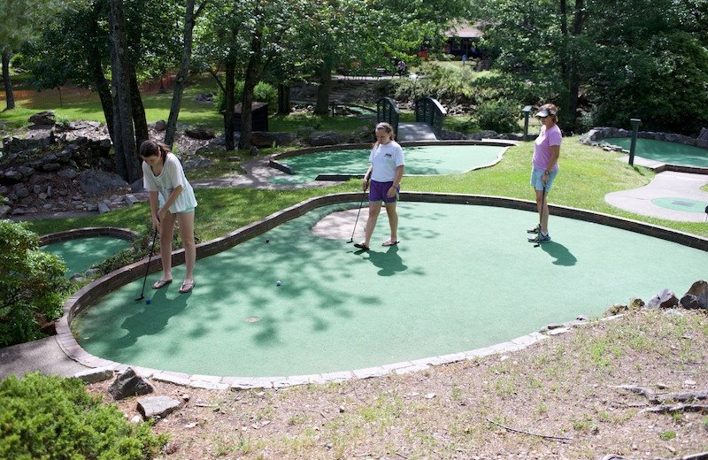 Mini golf at Split Rock Resort & Golf Club.