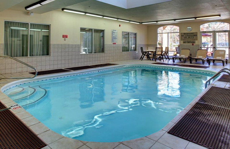 Indoor Pool at the Country Inn & Suites by Carlson