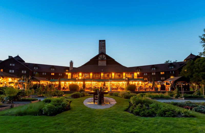 Exterior view of Fairmont Le Chateau Montebello.