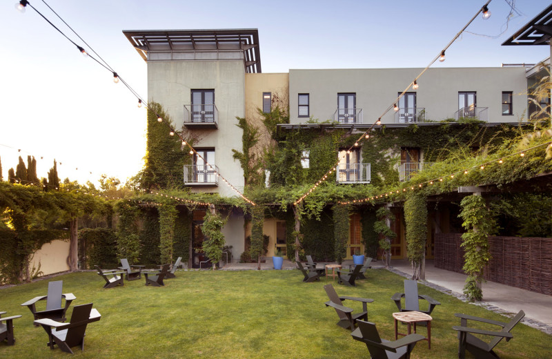 Courtyard at Hotel Healdsburg.