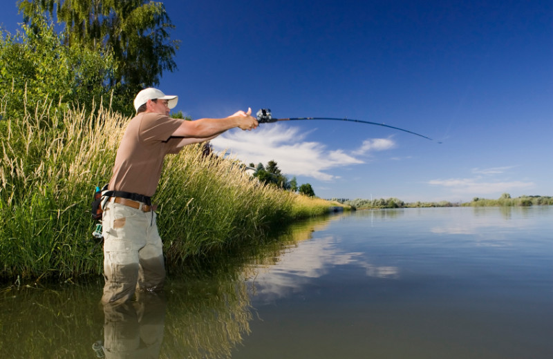 Great fly fishing at Fall River, just 15 minutes away. Great lake fishing at dozens of lakes within 30 minutes.