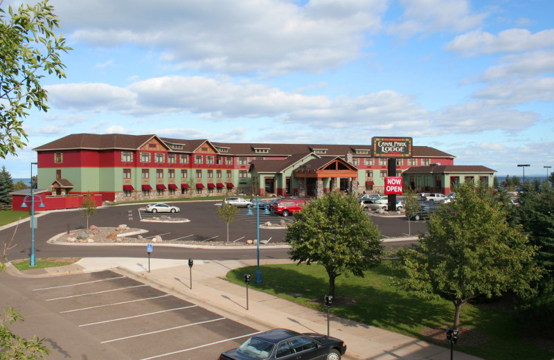 Exterior view of Canal Park Lodge.