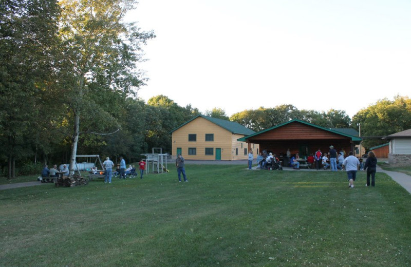 Exterior view of McQuoid's Inn & Event Center.