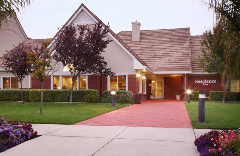 Exterior view of Residence Inn by Marriott Salinas Monterey.