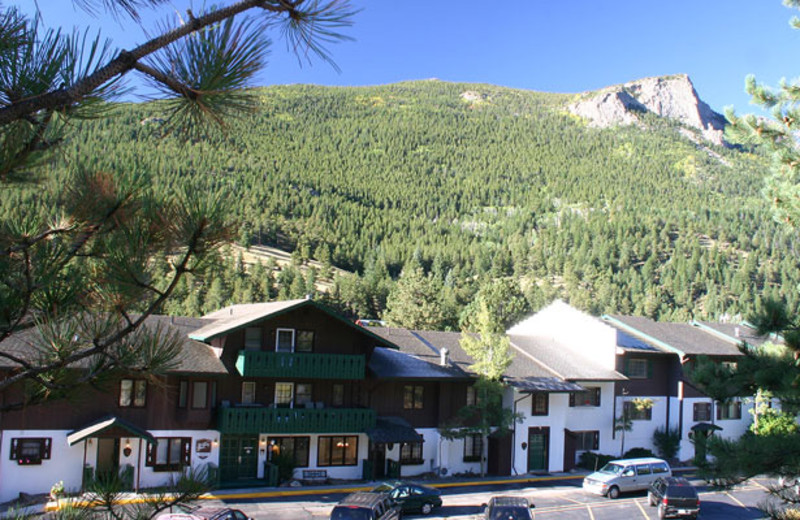 Exterior view of Fawn Valley Inn.