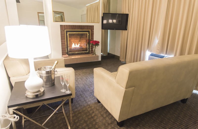 Guest room at Cove Haven Entertainment Resorts.