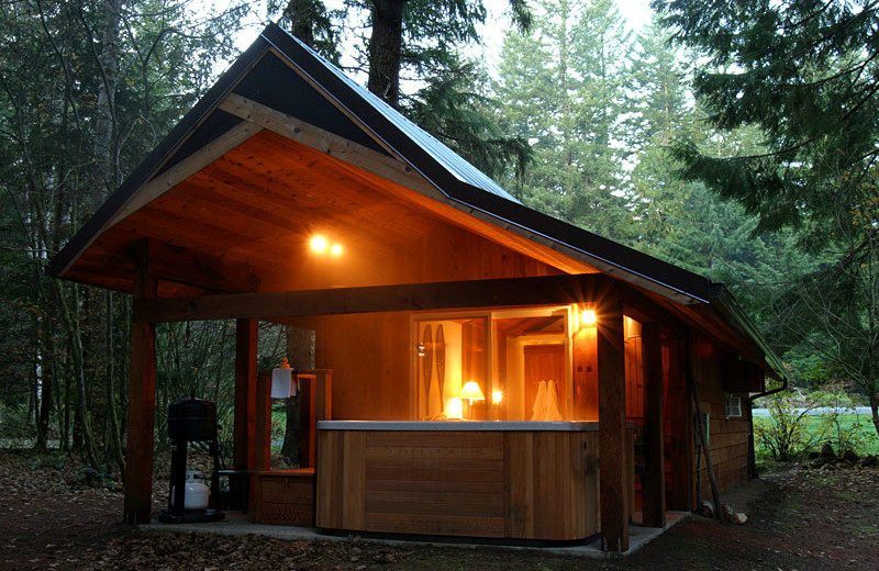 Private hot tub at Almost Paradise Lodging.