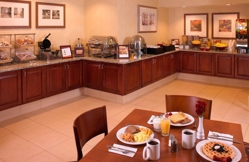 Breakfast at Residence Inn by Marriott Kalamazoo East.