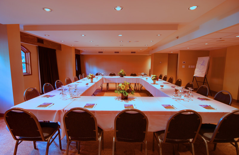 Meetings at Banff Caribou Lodge & Spa.