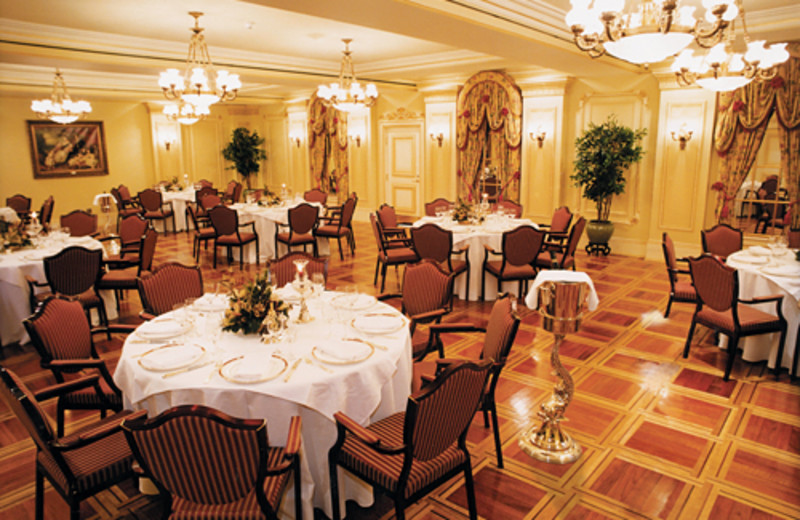 Dining tables at Prince of Wales Hotel,