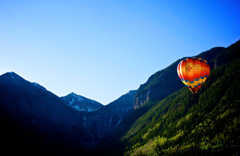 Hot air balloon rides at Lumiere Telluride.