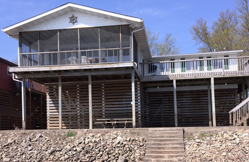 Cabin exterior at Cedar Valley Lodge.