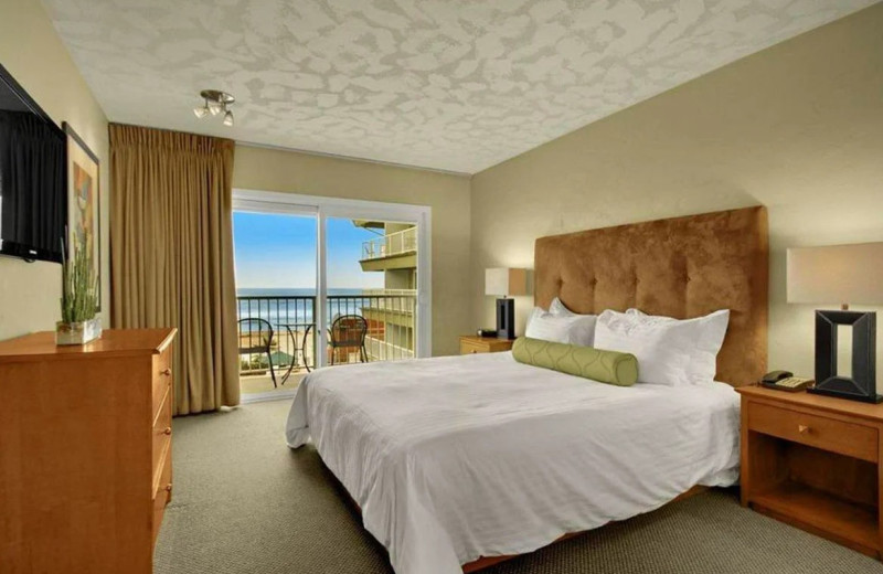 Guest room at Surfer Beach Hotel.