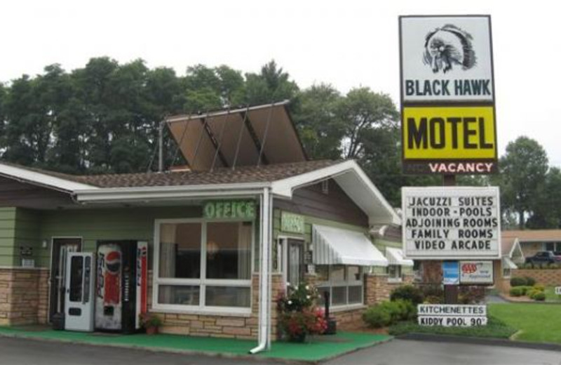 Black Hawk Motel & Suites