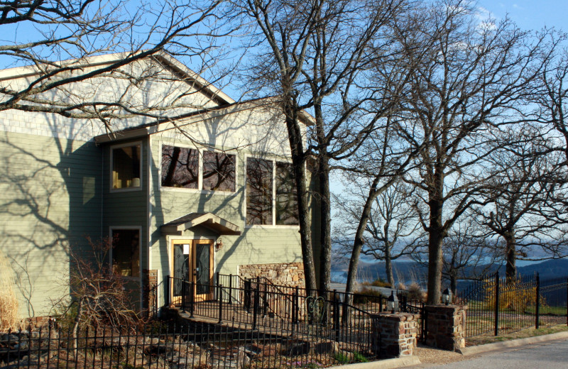 Exterior view of Whitney Mountain Lodge.