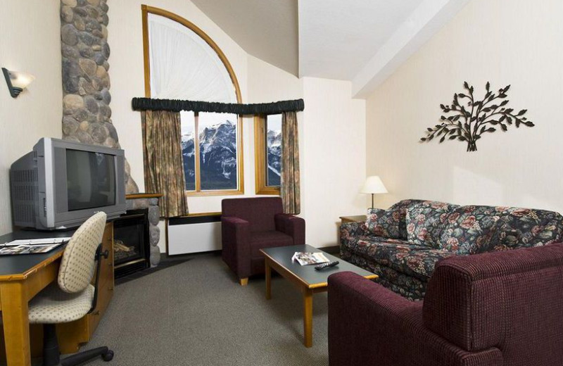 Guest room at Quality Resort Chateau Canmore.