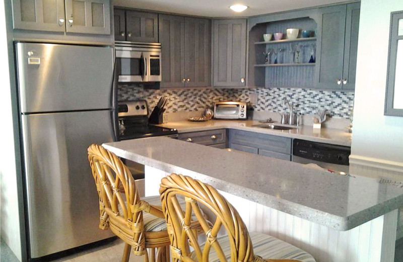 Guest kitchen at Water's Edge Resort.