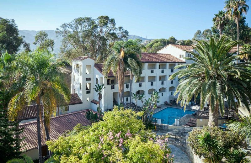 Exterior view of Catalina Canyon Resort 