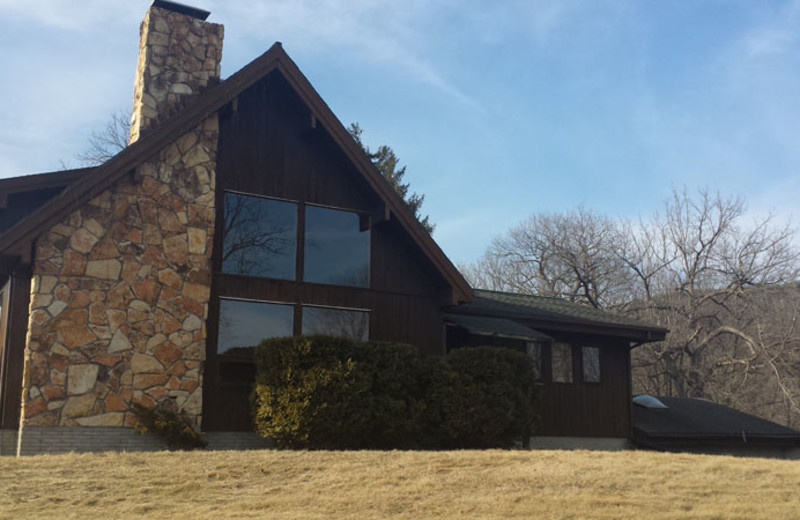 Exterior view of Cedar Valley Lodge.