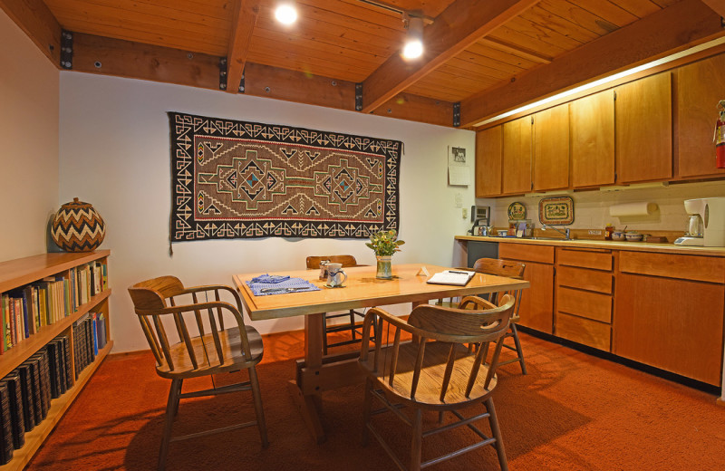 Kitchen at Deer Run Ranch Bed 