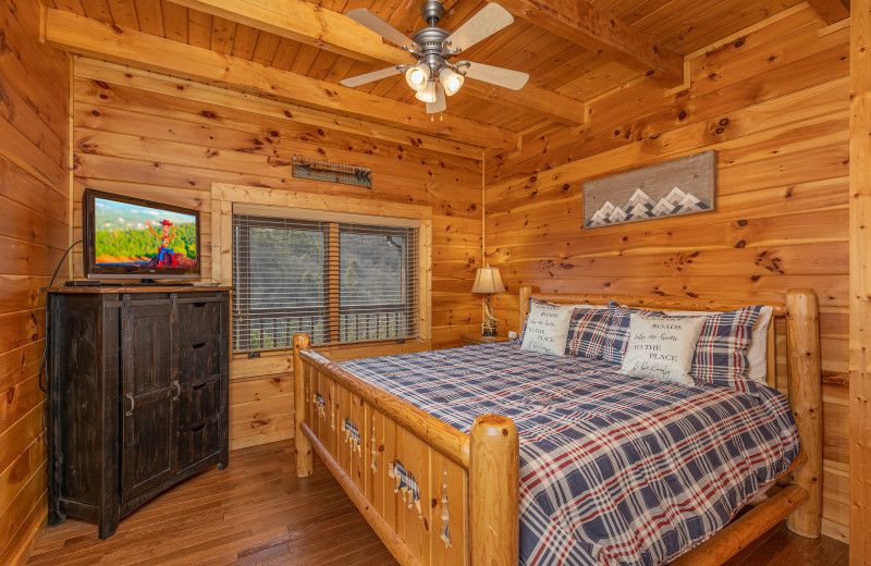 Bedroom at American Patriot Getaways - Mountain Mama.