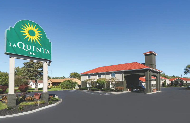 Exterior view of La Quinta Inn Sandusky.