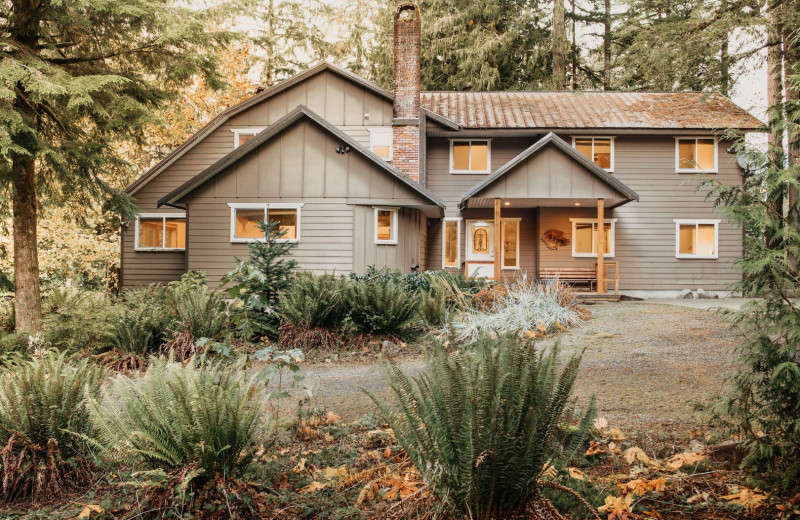 Rental exterior at Mt. Baker Lodging.