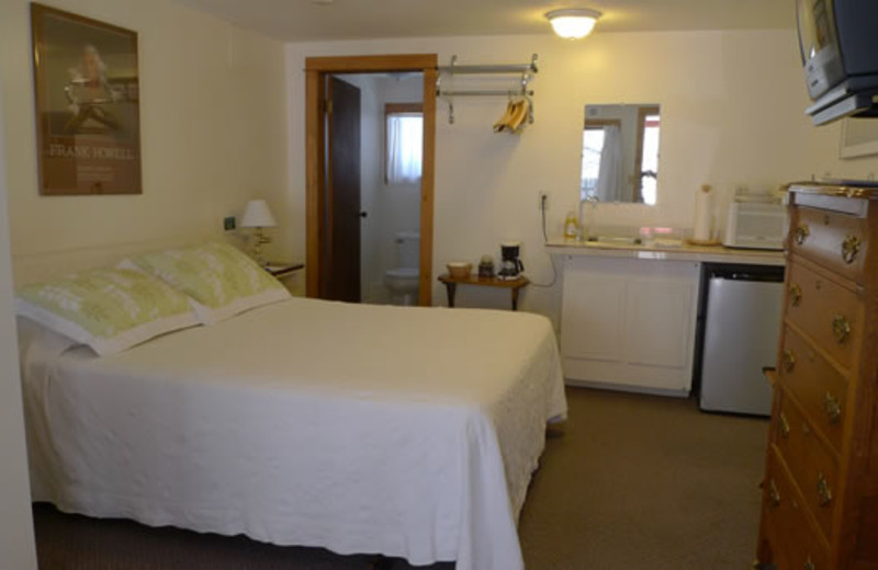 Guest room at Boulder Mountain Lodge.