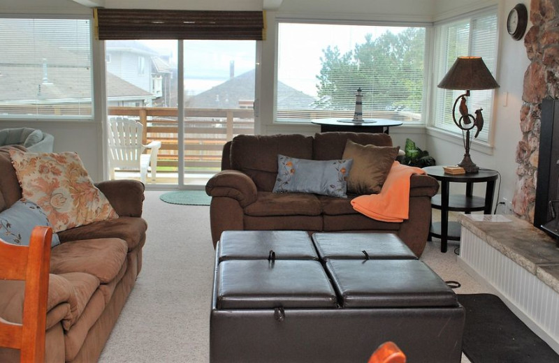 Rental living room at Beachhouse Vacation Rentals.