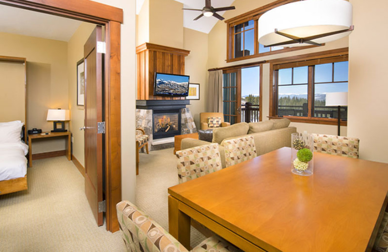 Guest room at One Ski Hill Place.