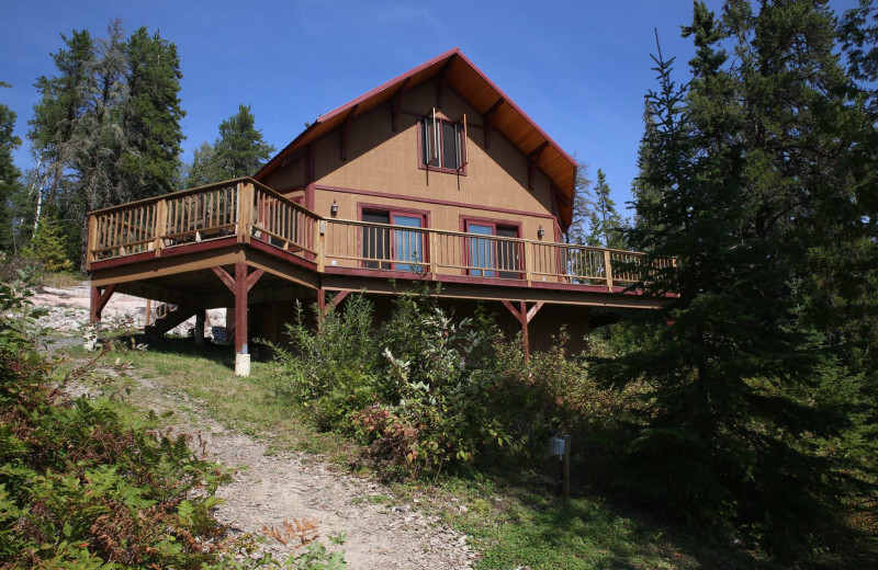 Cabin exterior at Cliff Lake Resorts.