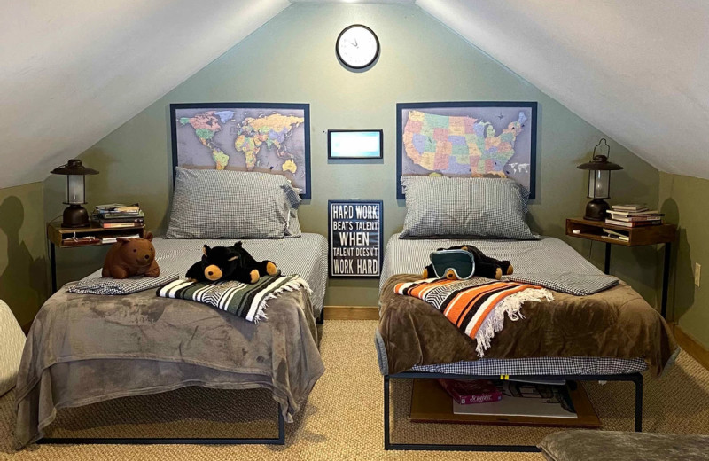 Rental bedroom at Northern Living - Luxurious Vacation Rentals.