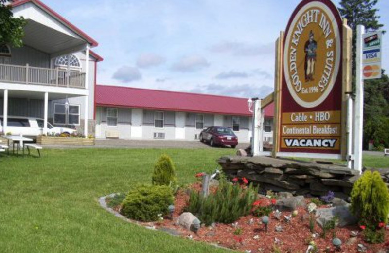 Exterior View of Golden Knight Inn
